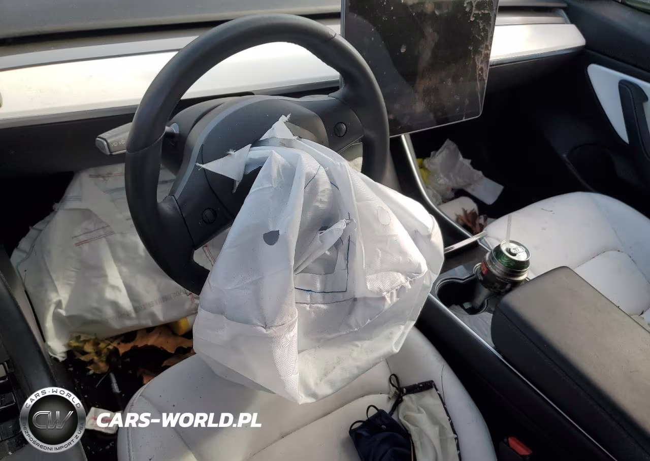 2020 Tesla Model 3 VIN:5YJ3E1EB7LF639271 - 8