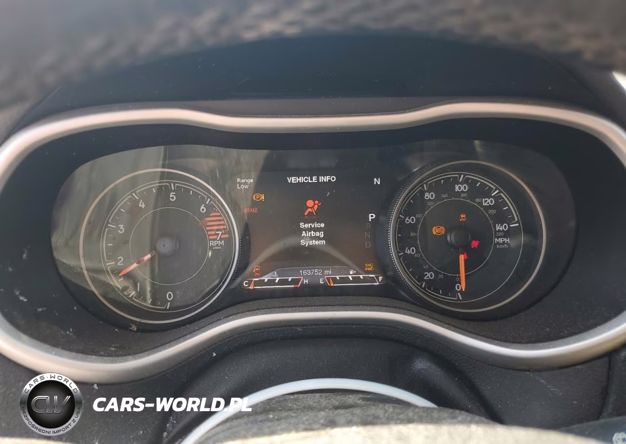 2018 Jeep Cherokee Limited VIN:1C4PJMDB1JD526890 - 9