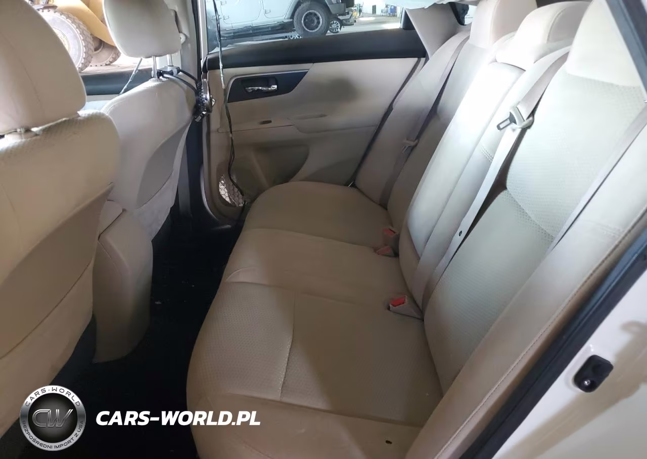 2015 Nissan Altima 2.5 VIN:1N4AL3AP9FN373158 - 10