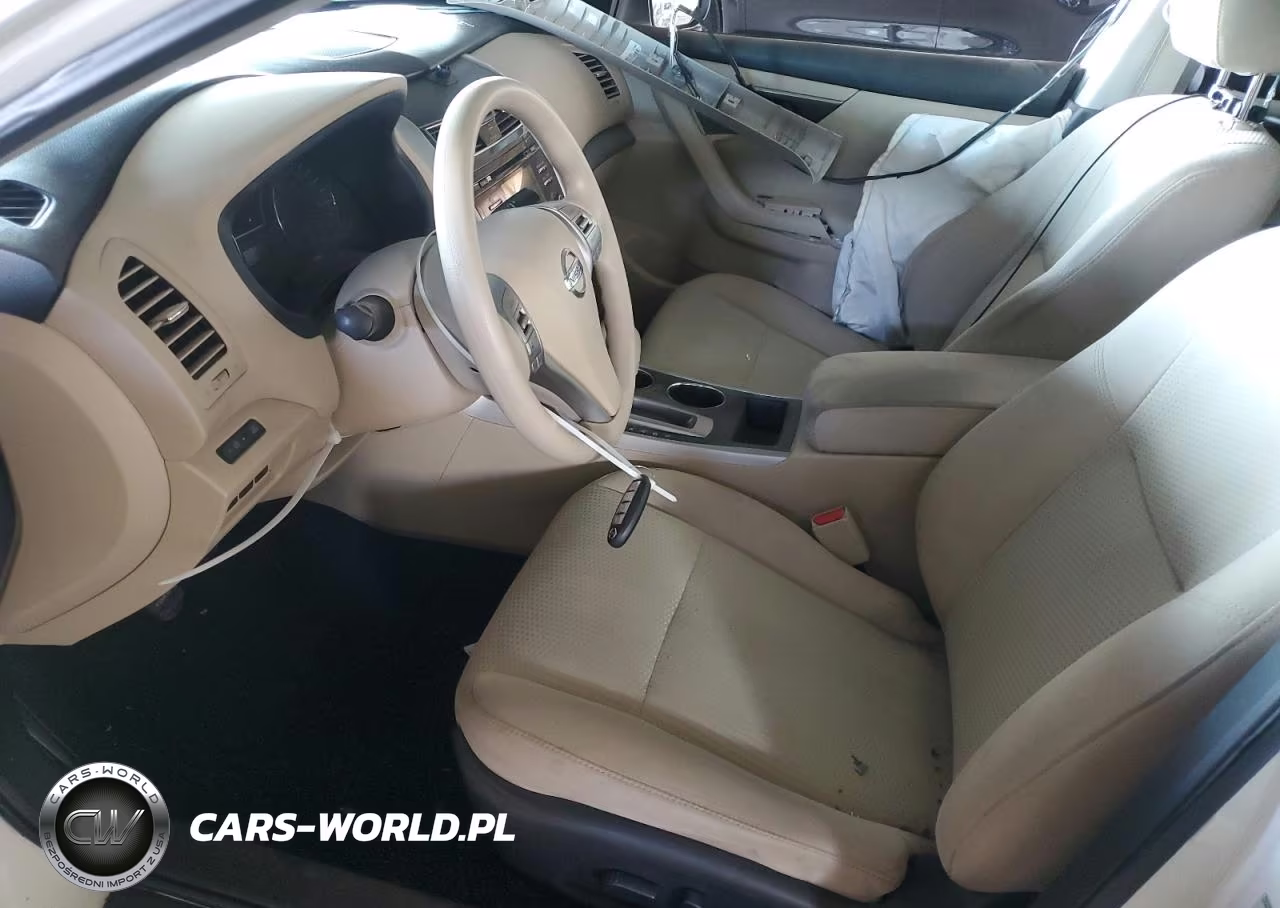 2015 Nissan Altima 2.5 VIN:1N4AL3AP9FN373158 - 7