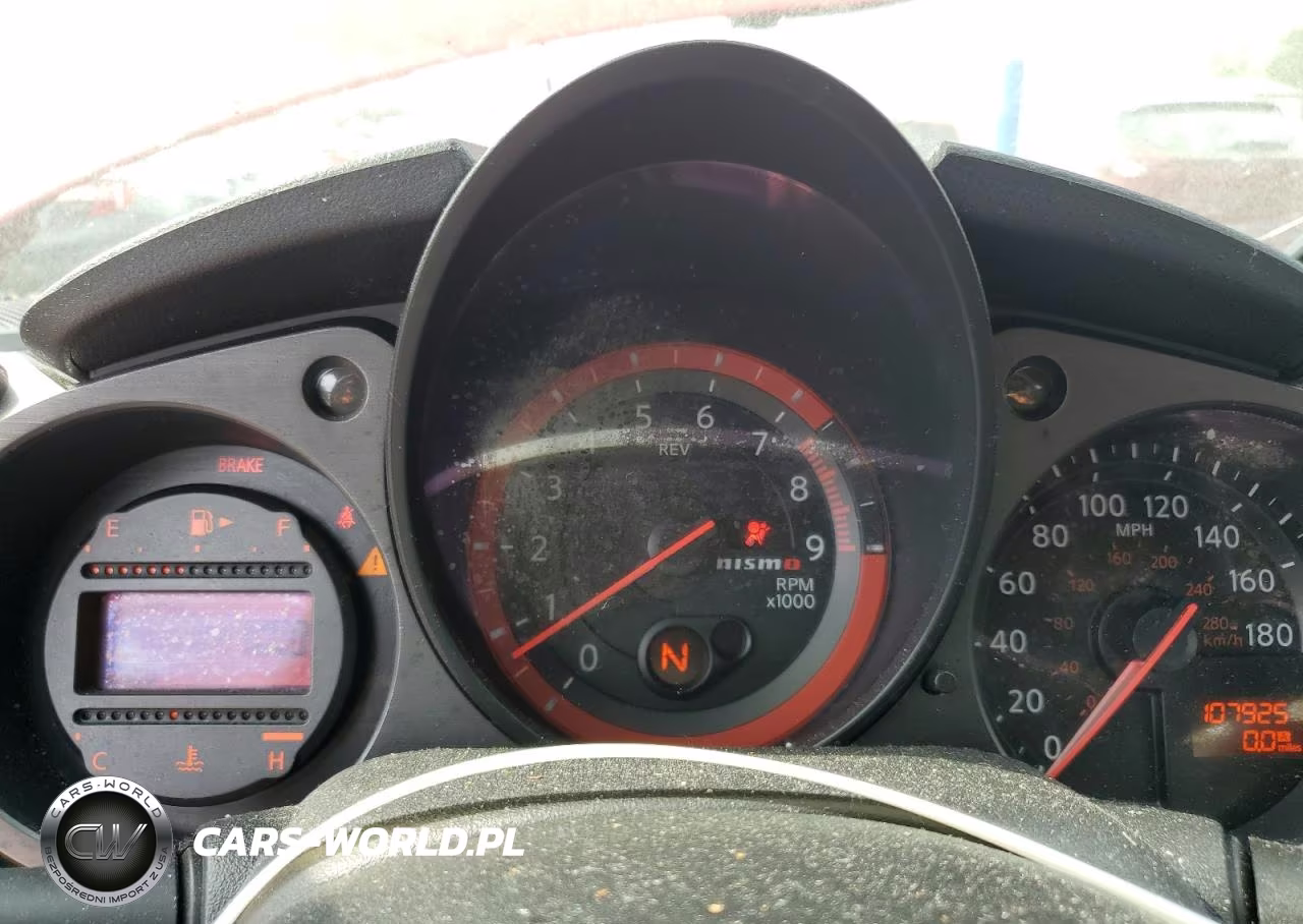 2016 Nissan 370Z Base VIN:JN1AZ4EH5GM933902 - 9