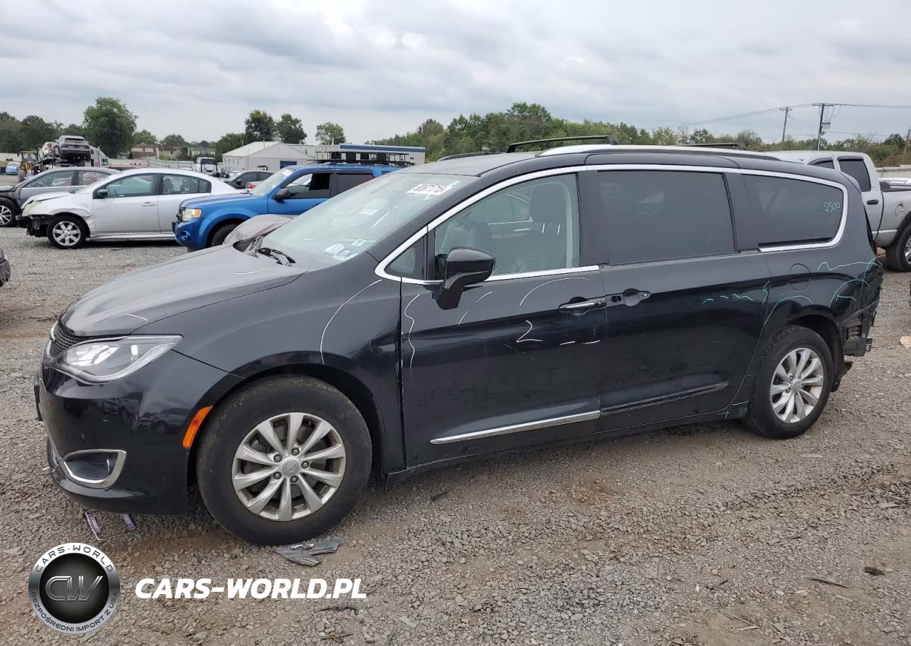2019 Chrysler Pacifica Touring L