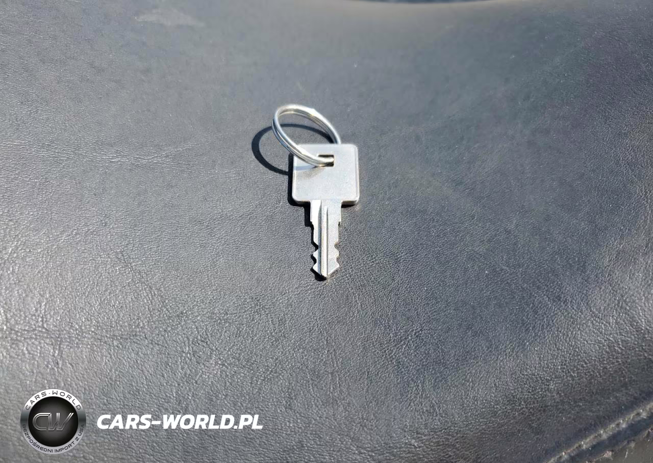 2008 Harley-Davidson Xl1200 C VIN:1HD1CT3398K422480 - 8