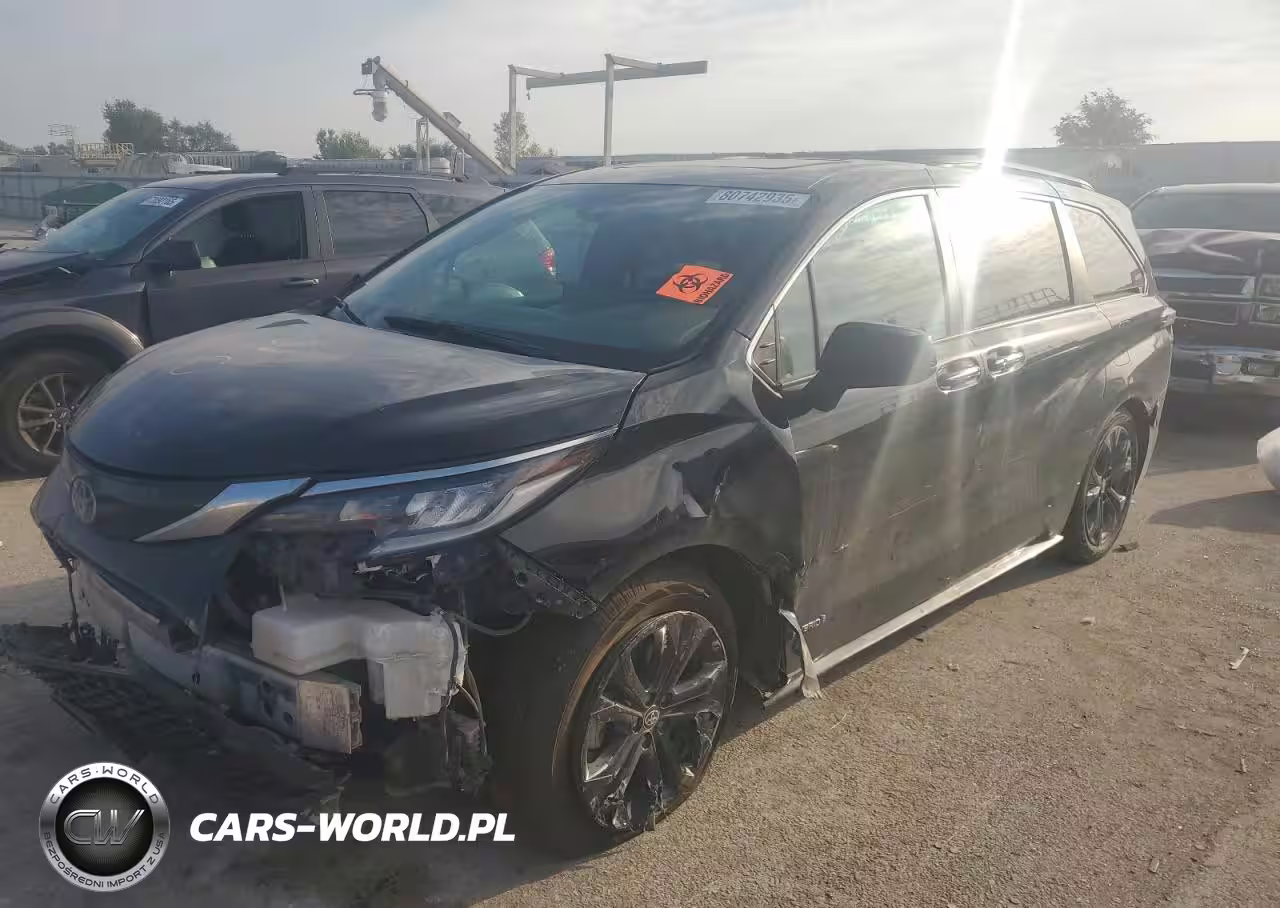 2021 Toyota Sienna Xse