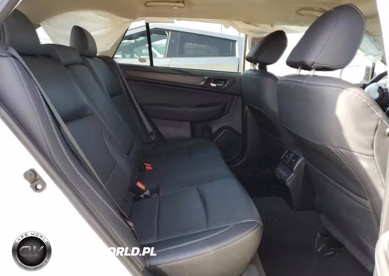 2019 Subaru Outback 3.6R Limited VIN:4S4BSENC4K3278965 - 11