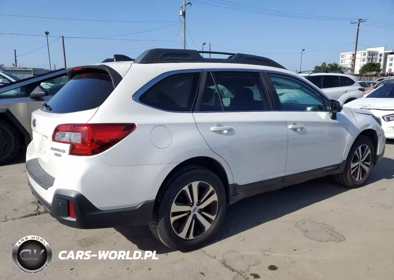2019 Subaru Outback 3.6R Limited VIN:4S4BSENC4K3278965 - 3