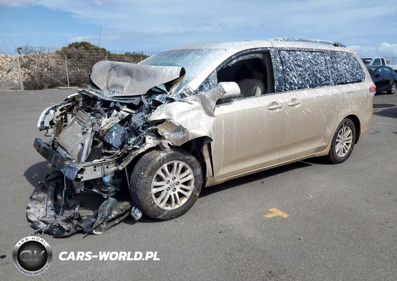 2013 Toyota Sienna Xle