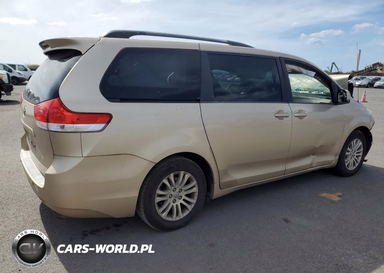 2013 Toyota Sienna Xle VIN:5TDYK3DC9DS281527 - 3