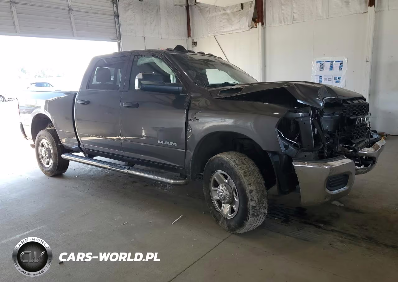 2022 Ram 2500 Tradesman VIN:3C6UR5CL1NG366764 - 4