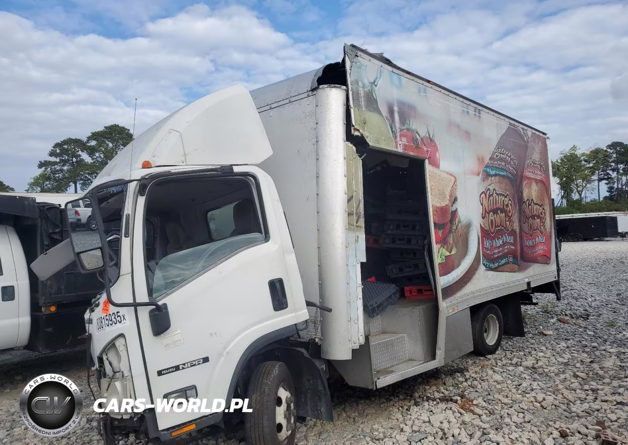 2013 Isuzu Npr