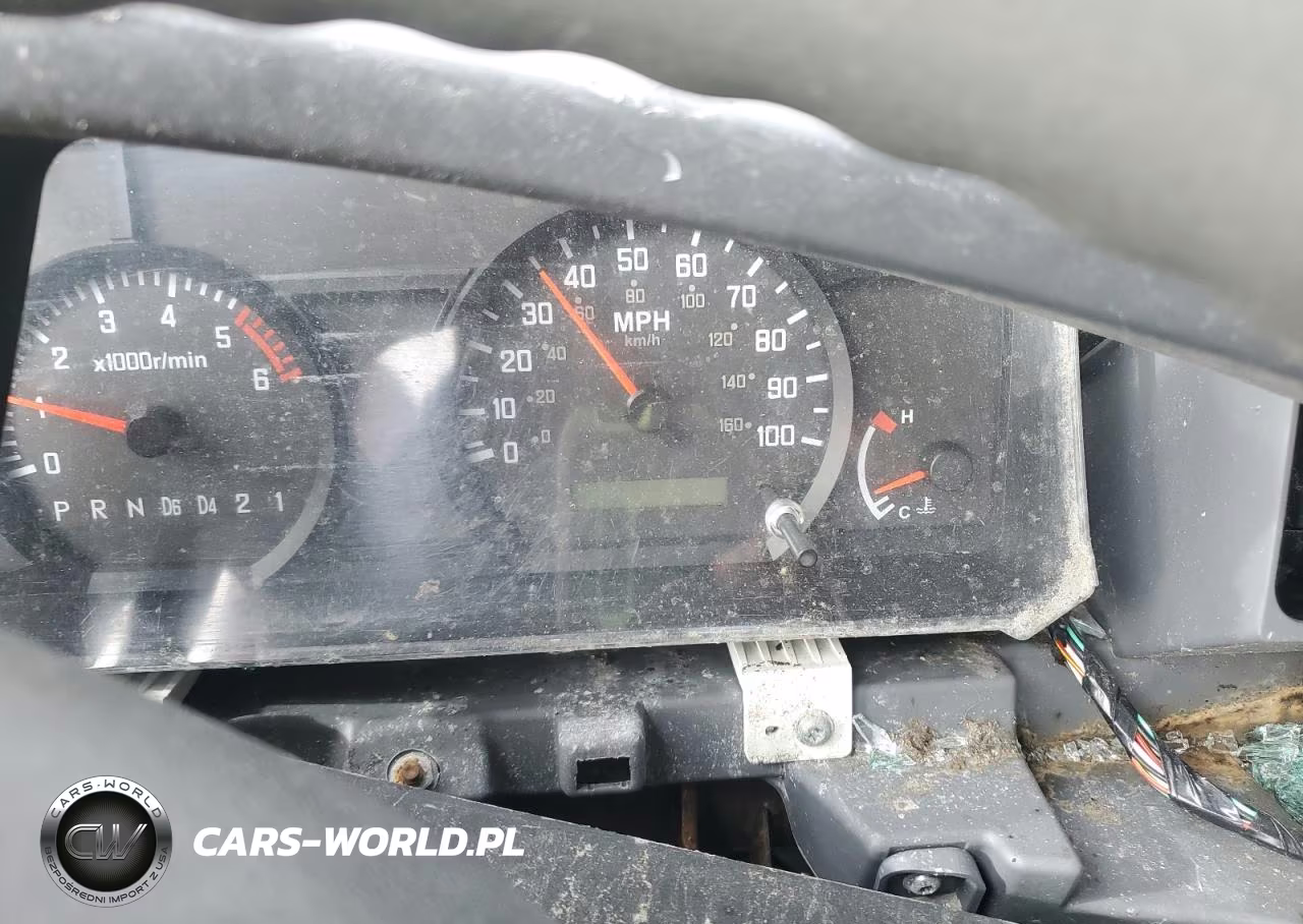 2013 Isuzu Npr VIN:54DB4W1B8DS800213 - 9