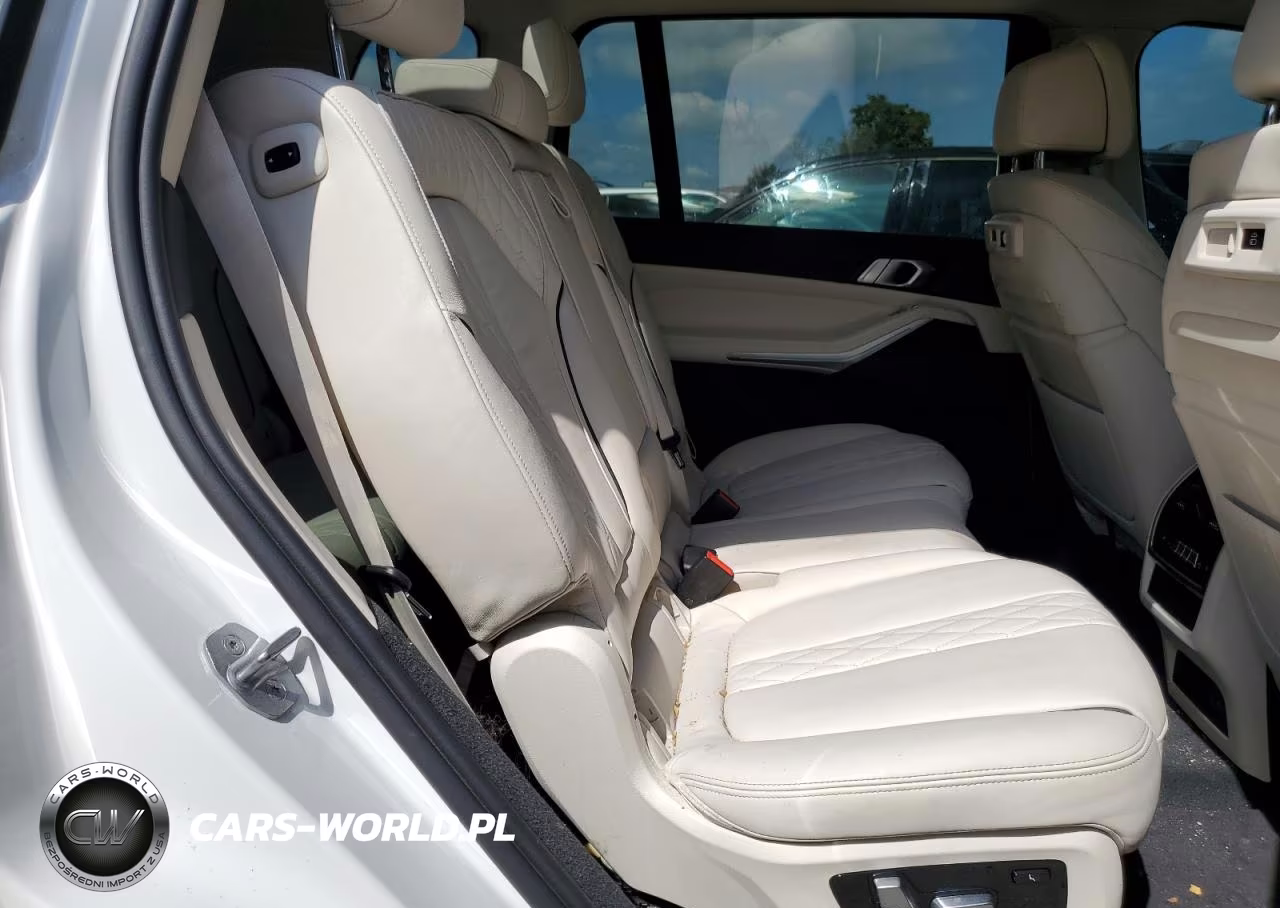 2020 BMW X7 xDrive40I VIN:5UXCW2C08L9C82182 - 11