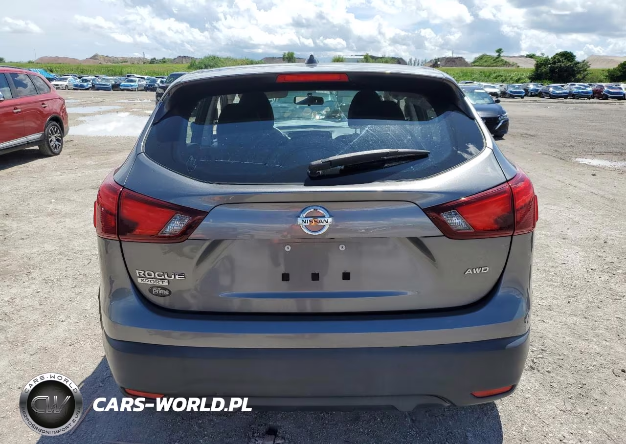 2018 Nissan Rogue Sport S VIN:JN1BJ1CR2JW255370 - 6