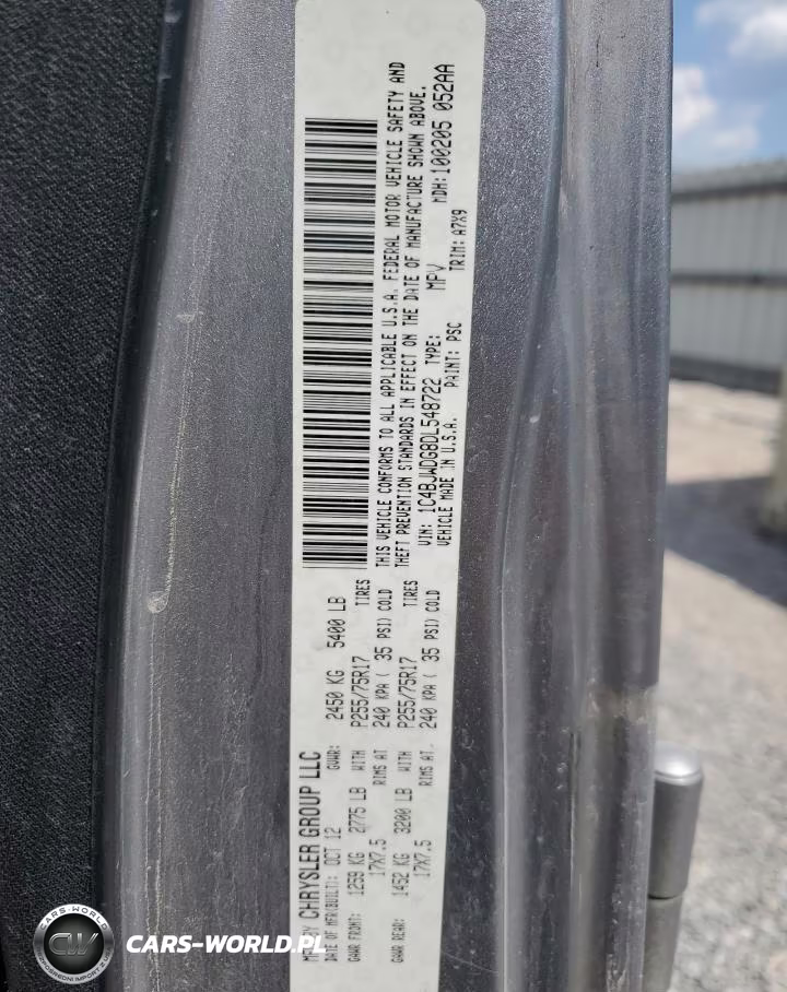 2013 Jeep Wrangler Unlimited Sport VIN:1C4BJWDG8DL548722 - 13