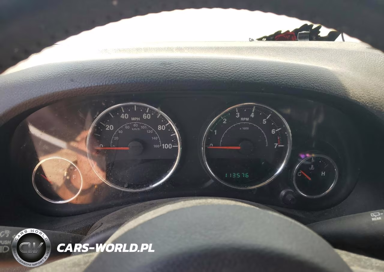 2013 Jeep Wrangler Unlimited Sport VIN:1C4BJWDG8DL548722 - 9