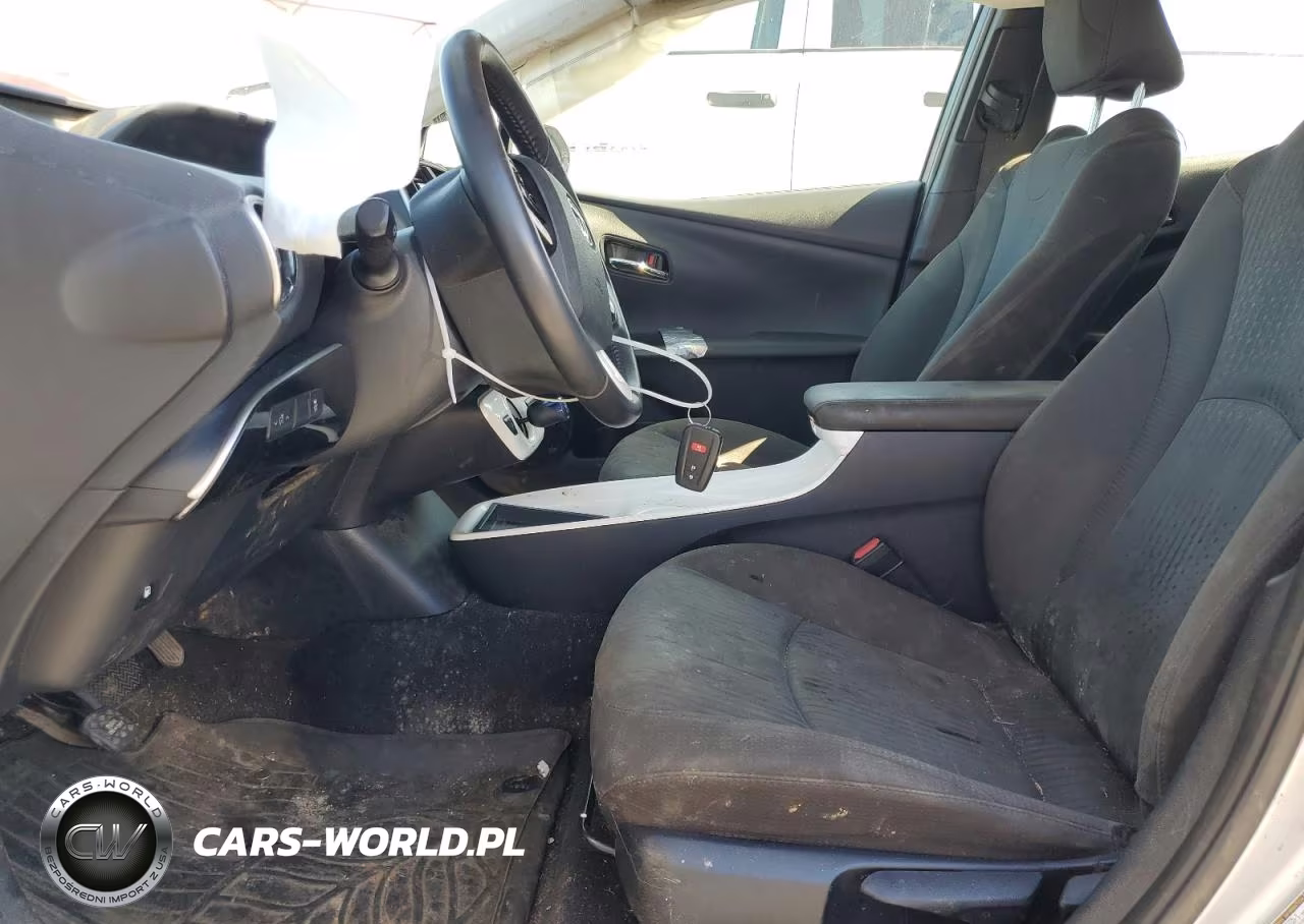 2016 Toyota Prius VIN:JTDKARFUXG3023041 - 7