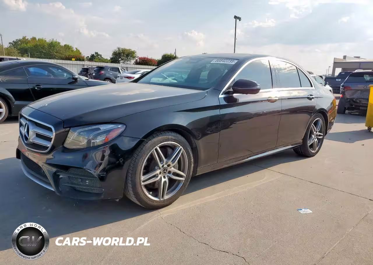 2019 Mercedes-Benz E 300