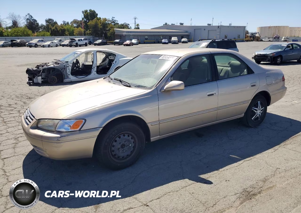 1999 Toyota Camry Le