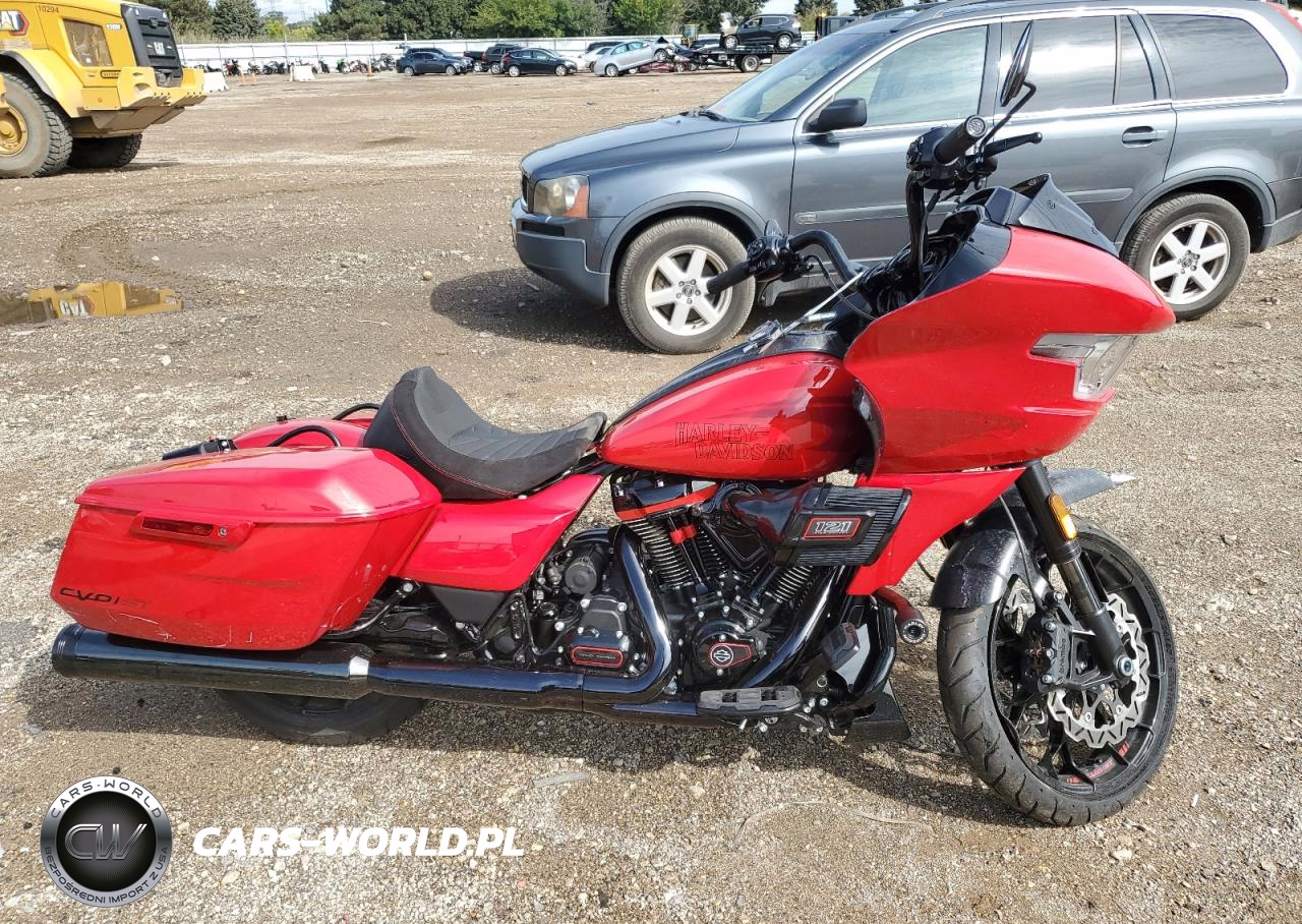 2025 Harley-Davidson Fltrxstse