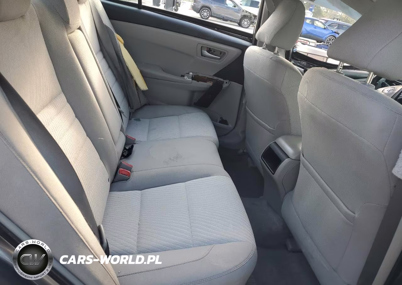 2017 Toyota Camry Le VIN:4T1BF1FK0HU805938 - 10
