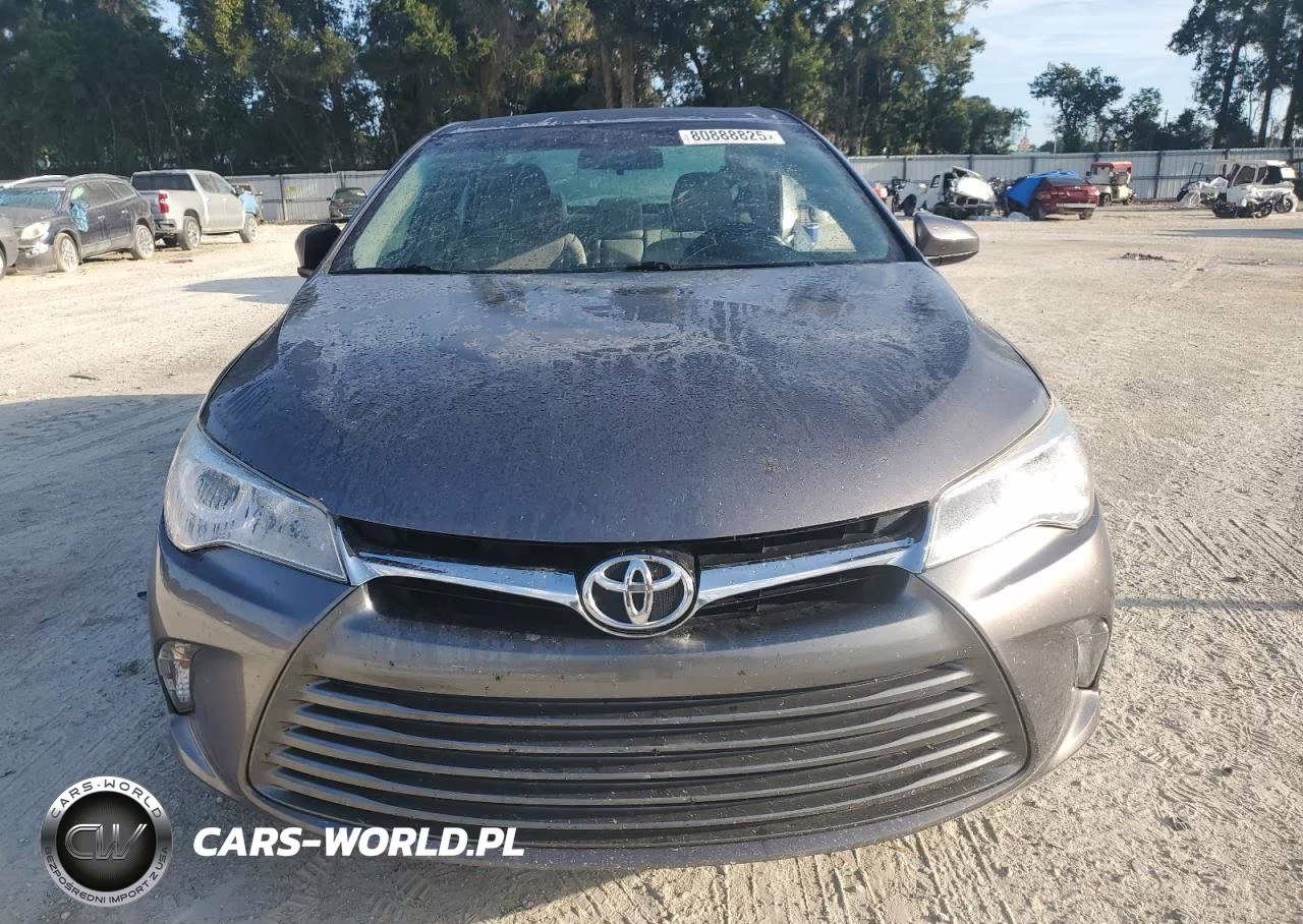 2017 Toyota Camry Le VIN:4T1BF1FK0HU805938 - 5