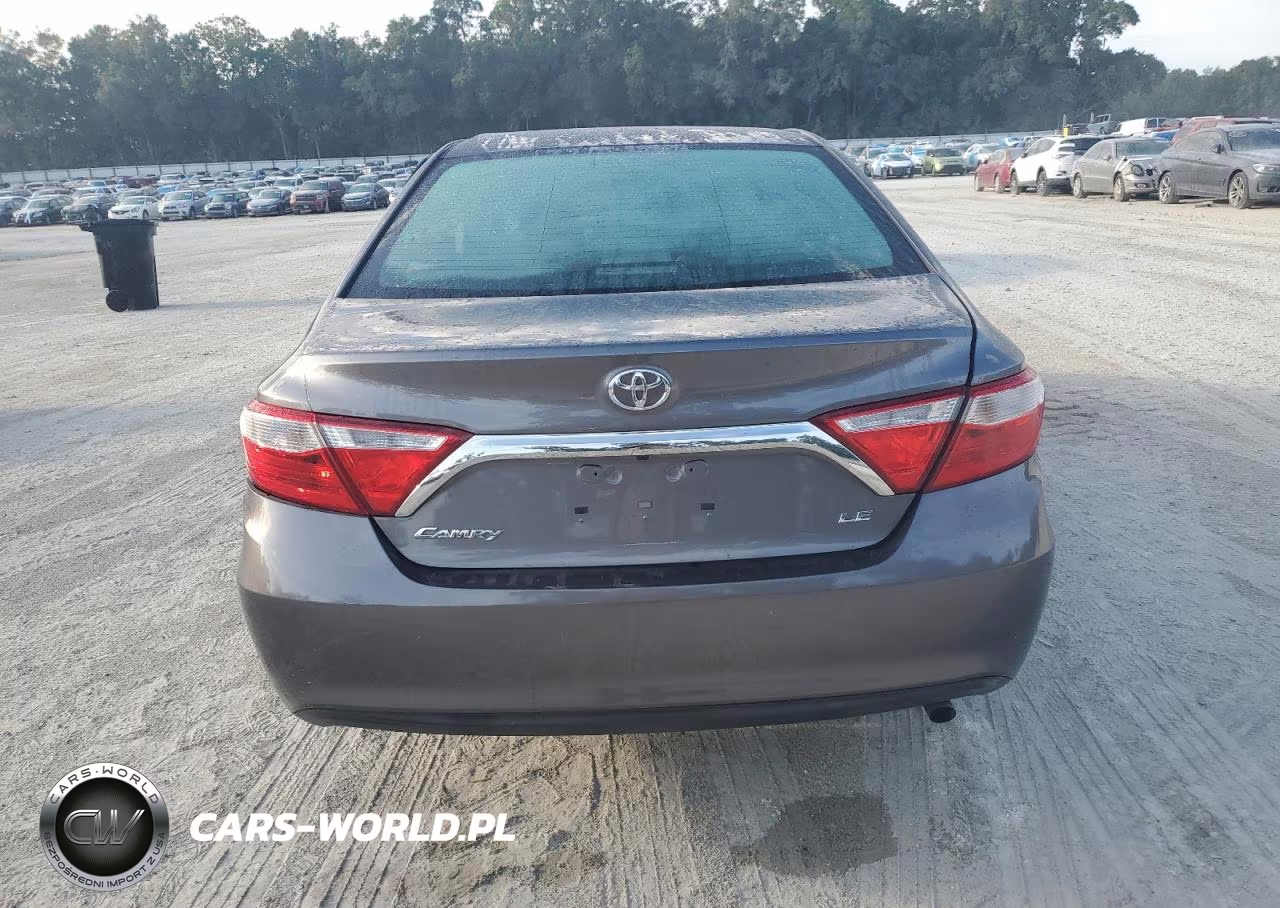 2017 Toyota Camry Le VIN:4T1BF1FK0HU805938 - 6