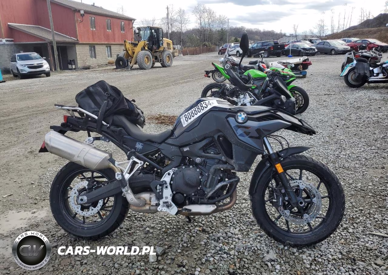 2024 BMW 1000 Cycle