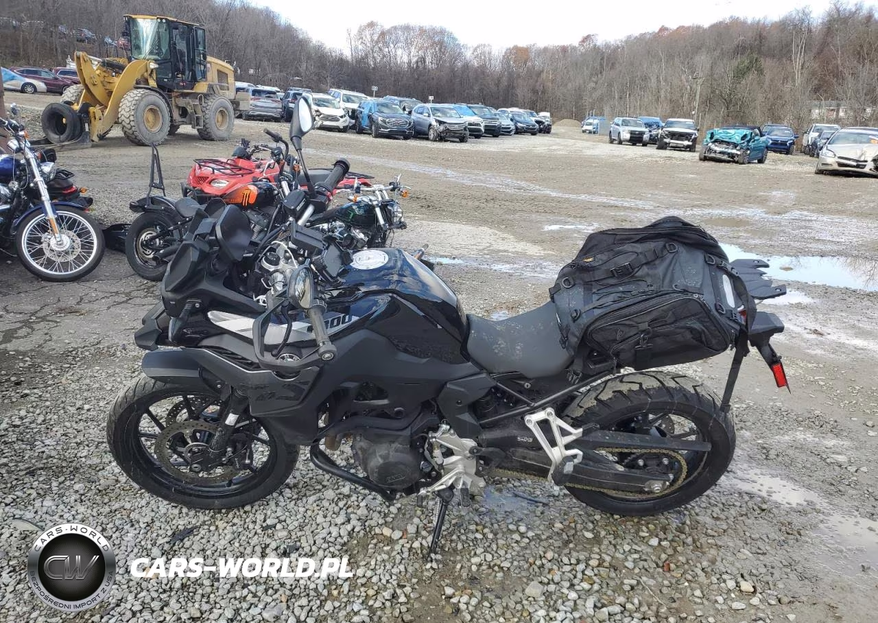 2024 BMW 1000 Cycle VIN:WB10K5308R6K11683 - 3