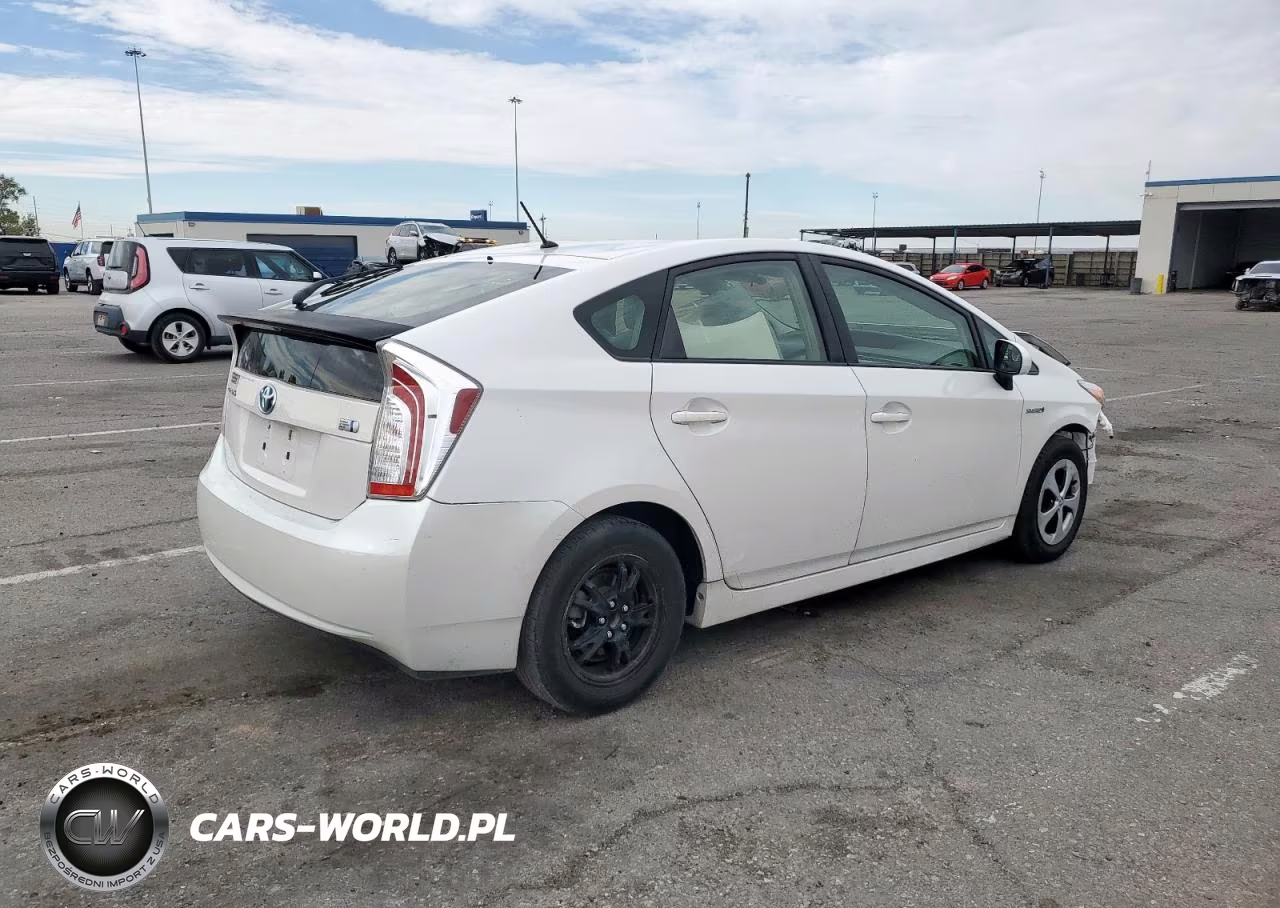 2014 Toyota Prius VIN:JTDKN3DU7E0371561 - 3