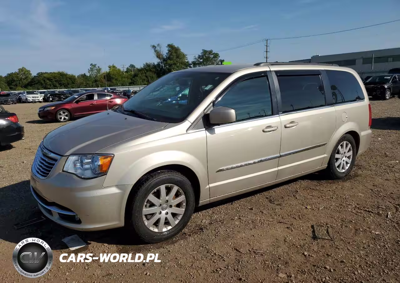2014 Chrysler Town & Country Touring
