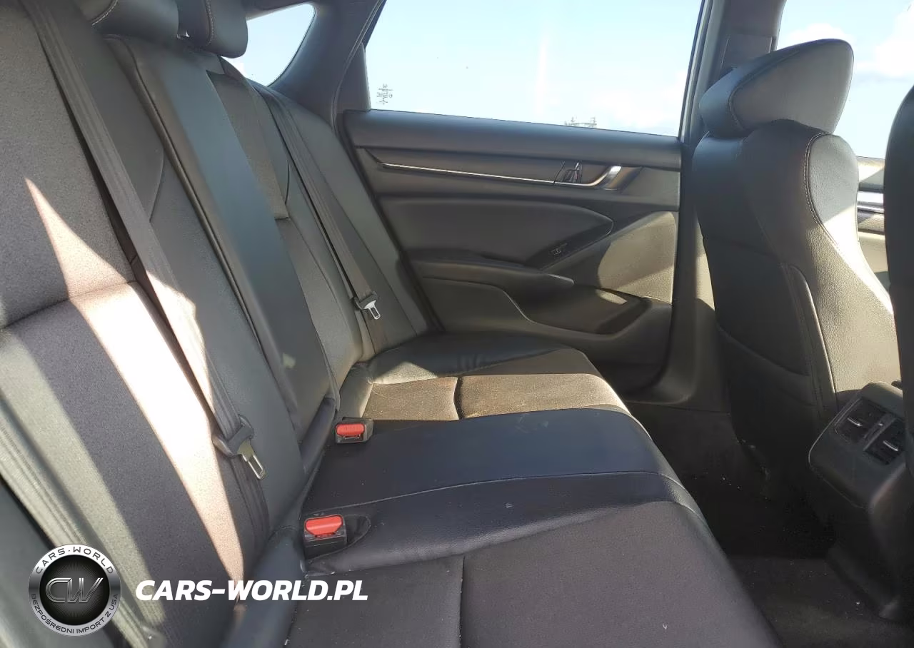 2018 Honda Accord Sport VIN:1HGCV2F35JA045203 - 10