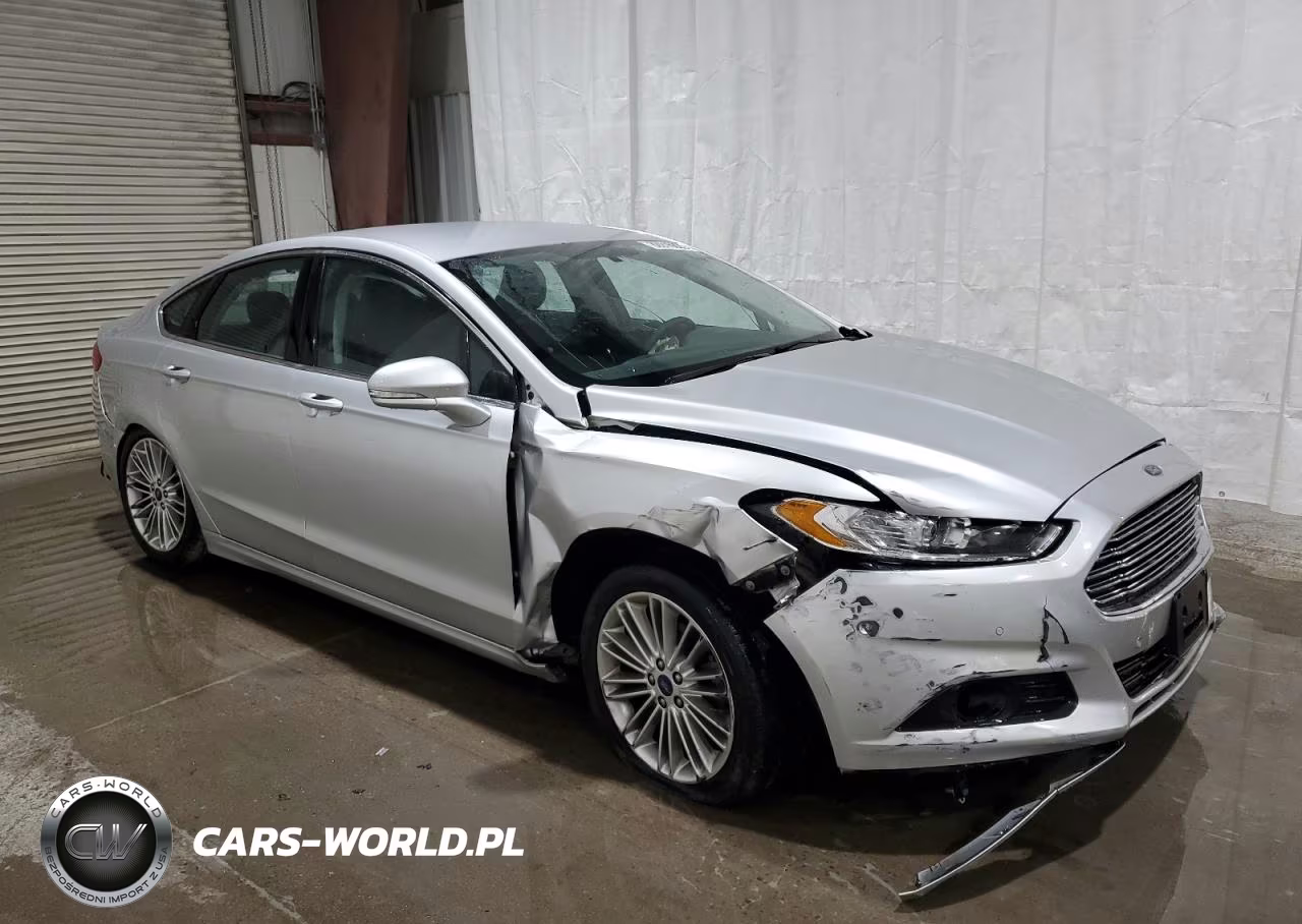 2015 Ford Fusion Se VIN:3FA6P0H9XFR275849 - 4