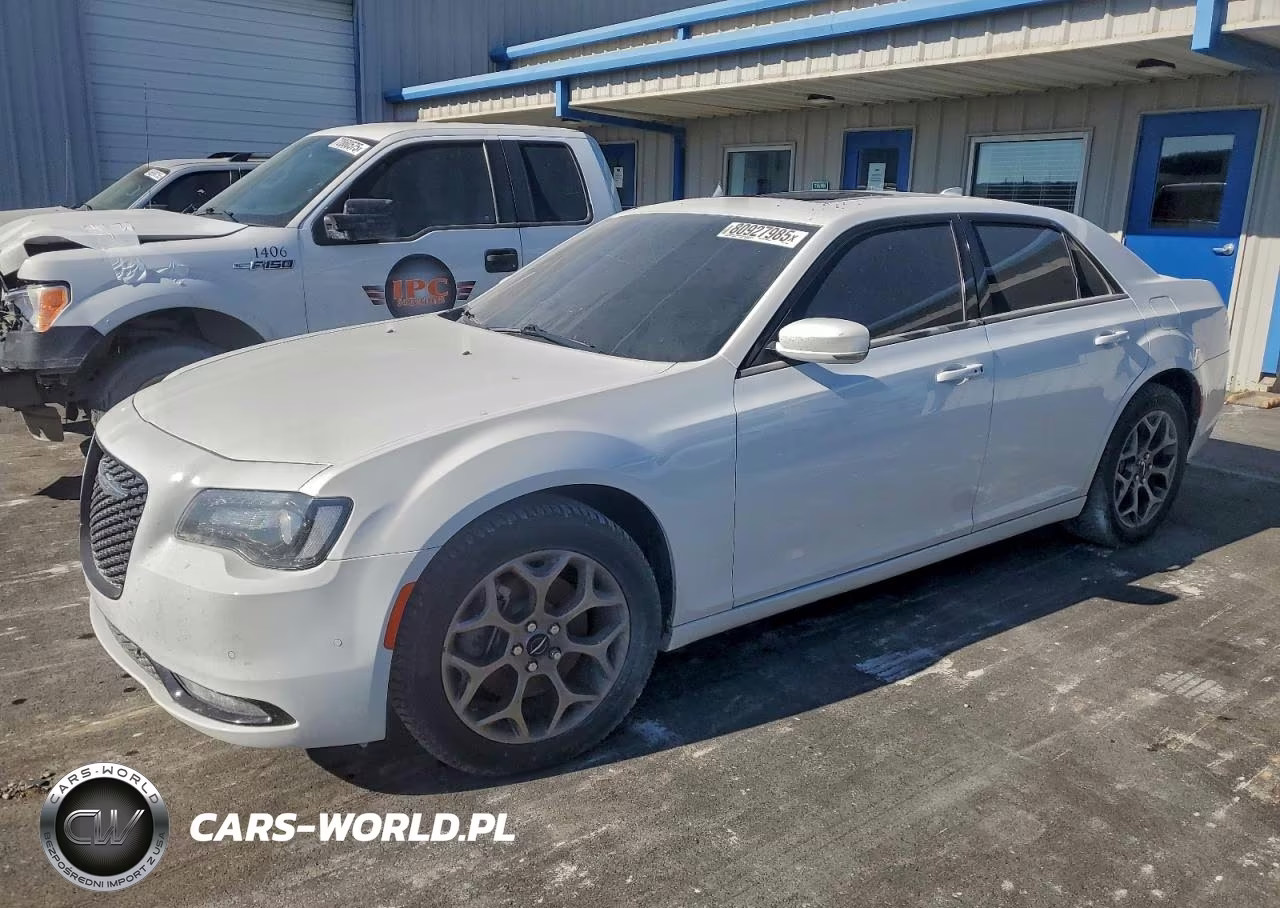 2018 Chrysler 300 S