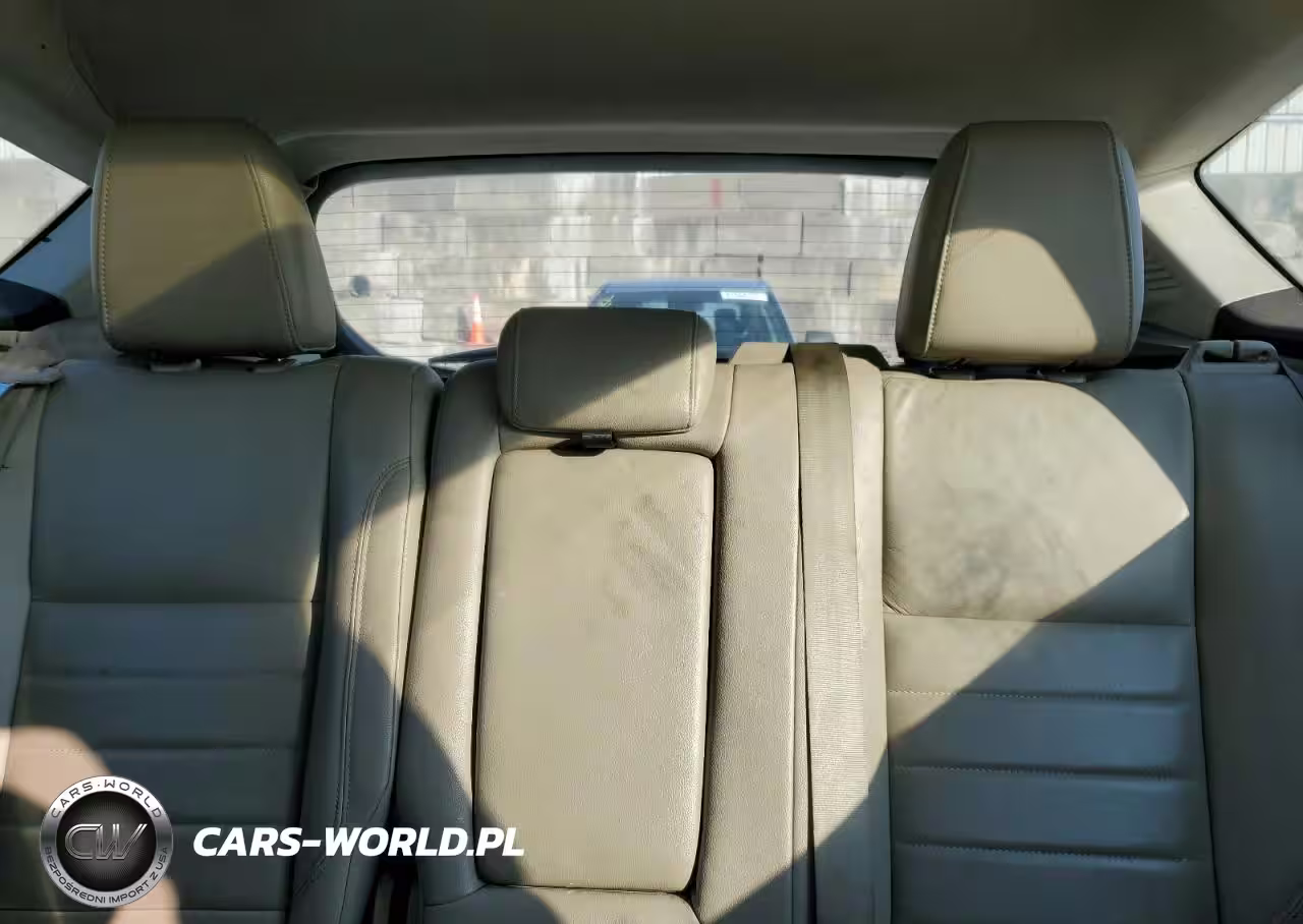 2015 Ford C-Max Sel VIN:1FADP5BU9FL117325 - 10