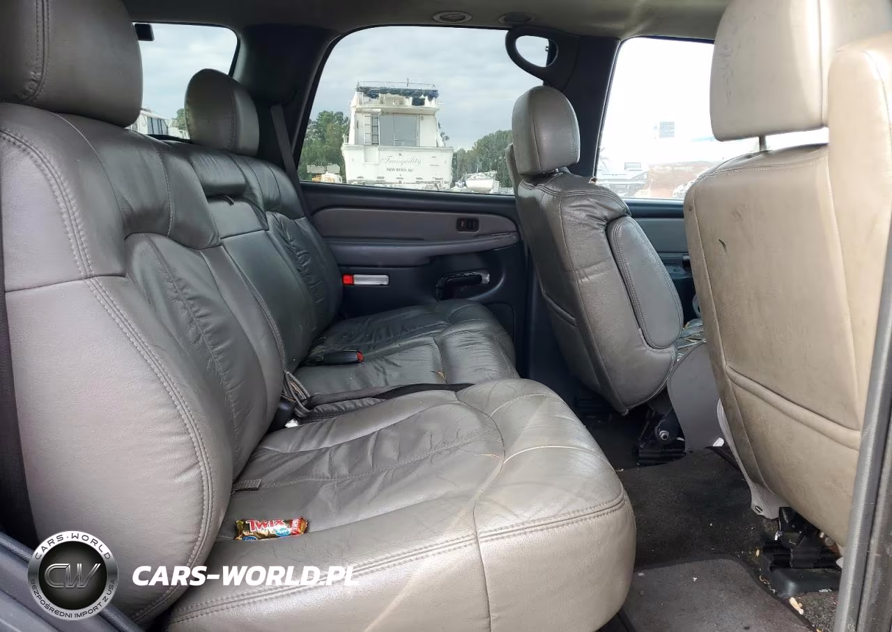 2001 Chevrolet Tahoe K1500 VIN:1GNEK13TX1R201677 - 11