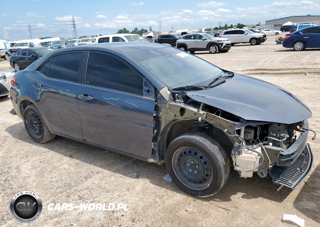 2018 Toyota Corolla L VIN:5YFBURHE9JP744298 - 4