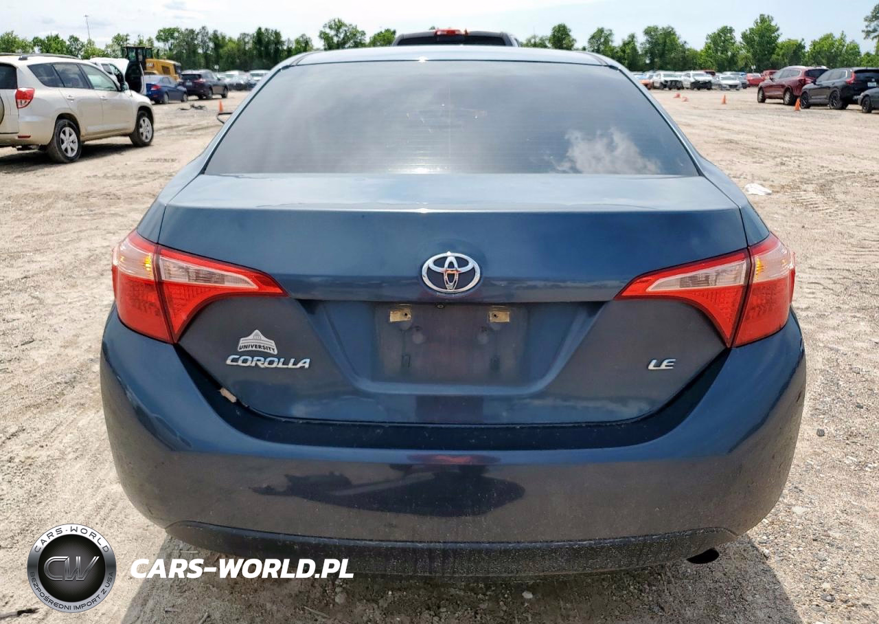 2018 Toyota Corolla L VIN:5YFBURHE9JP744298 - 6