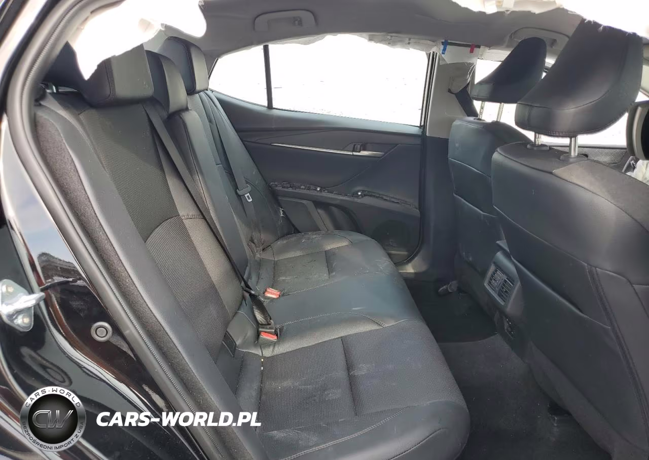 2025 Toyota Camry Xse VIN:4T1DAACK4SU141047 - 10