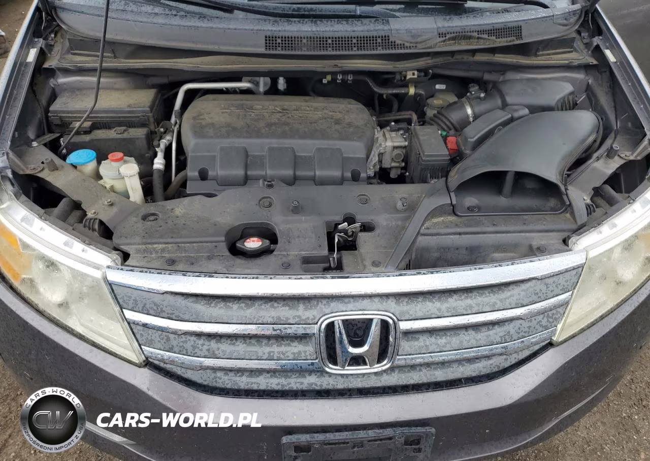 2012 Honda Odyssey Touring VIN:5FNRL5H99CB136826 - 12