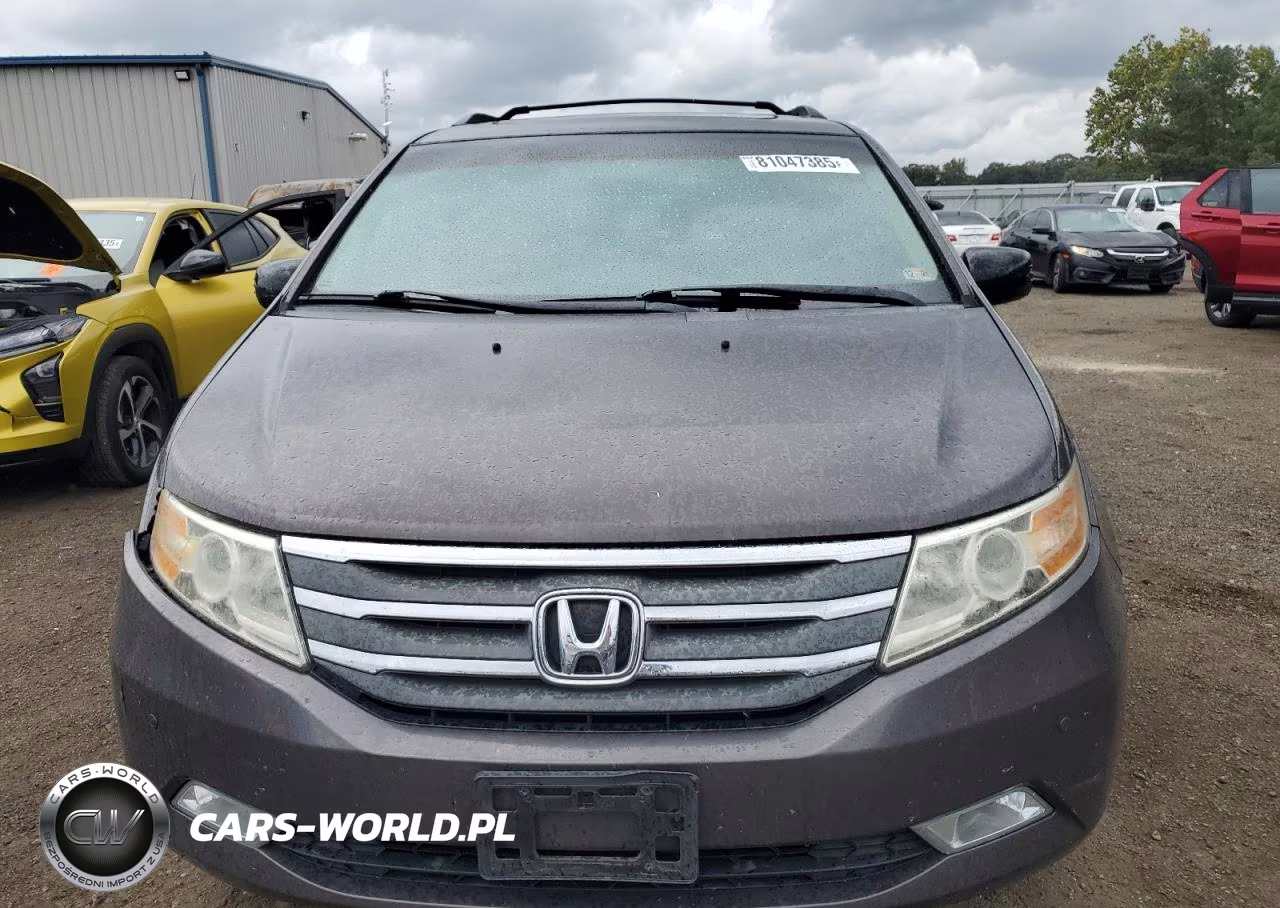 2012 Honda Odyssey Touring VIN:5FNRL5H99CB136826 - 5