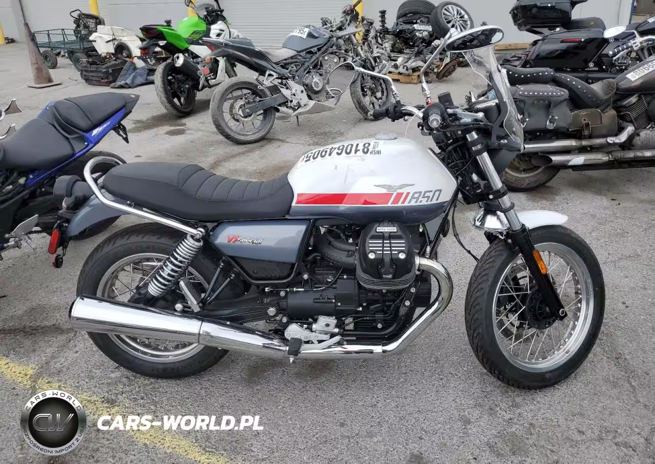 2024 Moto Guzzi V7 Special