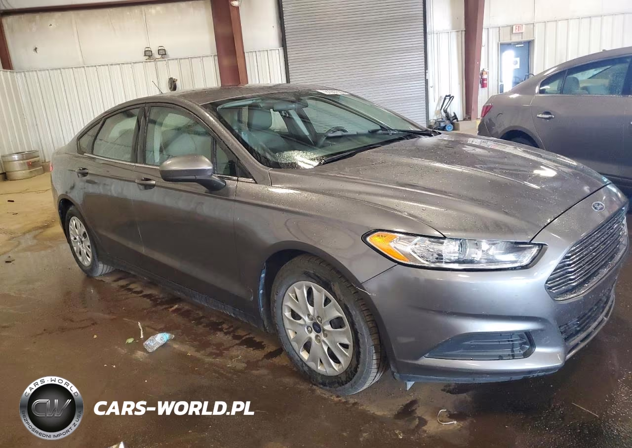 2013 Ford Fusion S VIN:3FA6P0G76DR213846 - 4