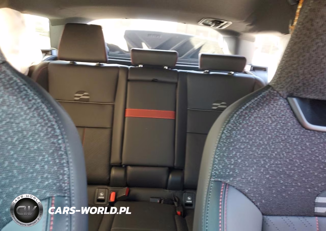 2025 Mini Countryman Jcw All4 VIN:WMZ33GA07S7S71725 - 10