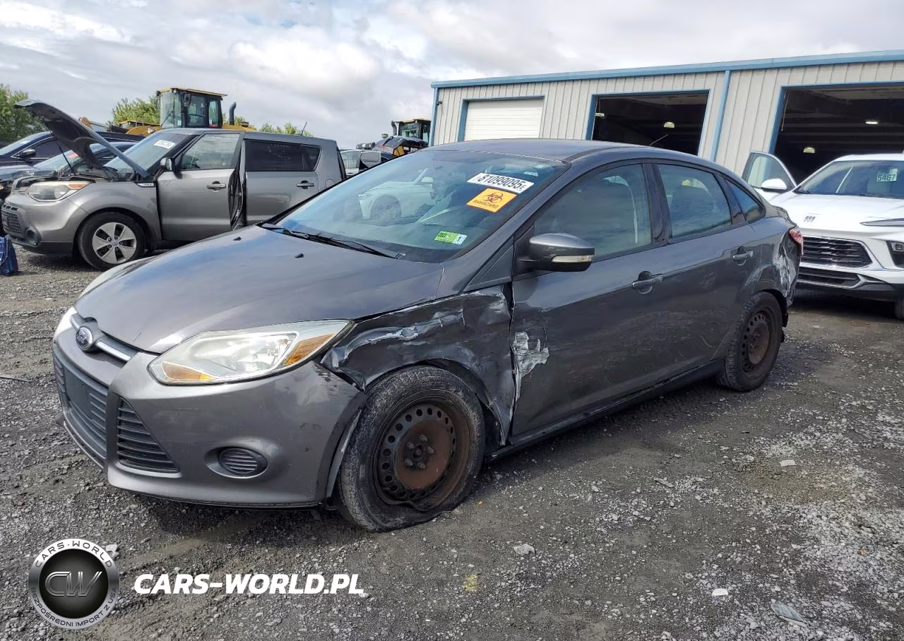 2014 Ford Focus Se VIN:1FADP3F2XEL244631 - 1