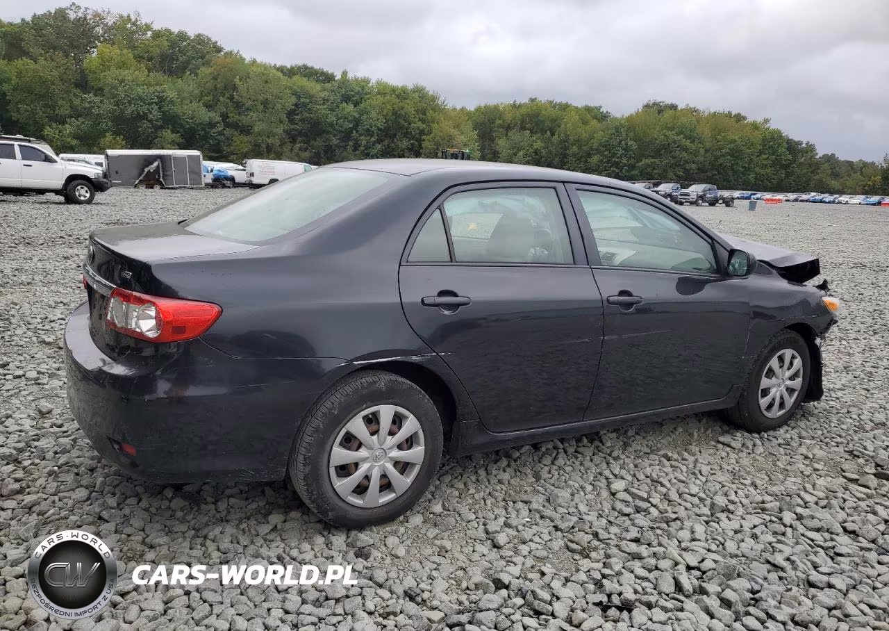 2011 Toyota Corolla Base VIN:JTDBU4EE0BJ104087 - 3