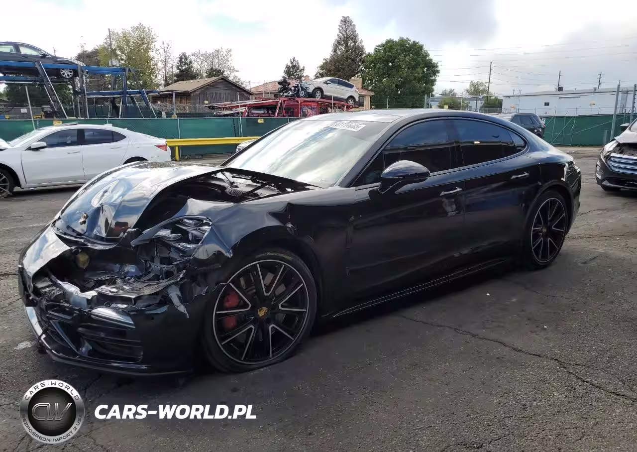 2017 Porsche Panamera Turbo