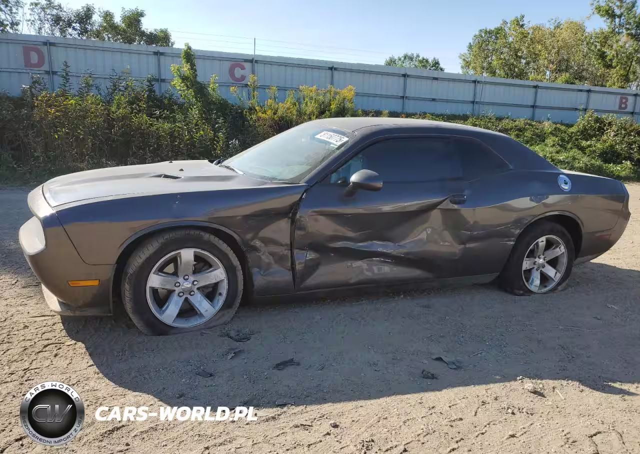 2013 Dodge Challenger Sxt
