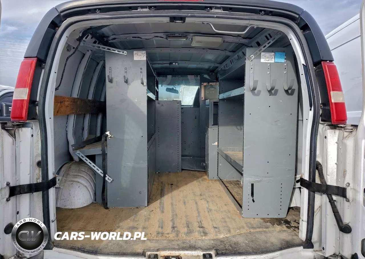 2013 Chev Express G2500 VIN:1GCWGFCB1D1902193 - 11