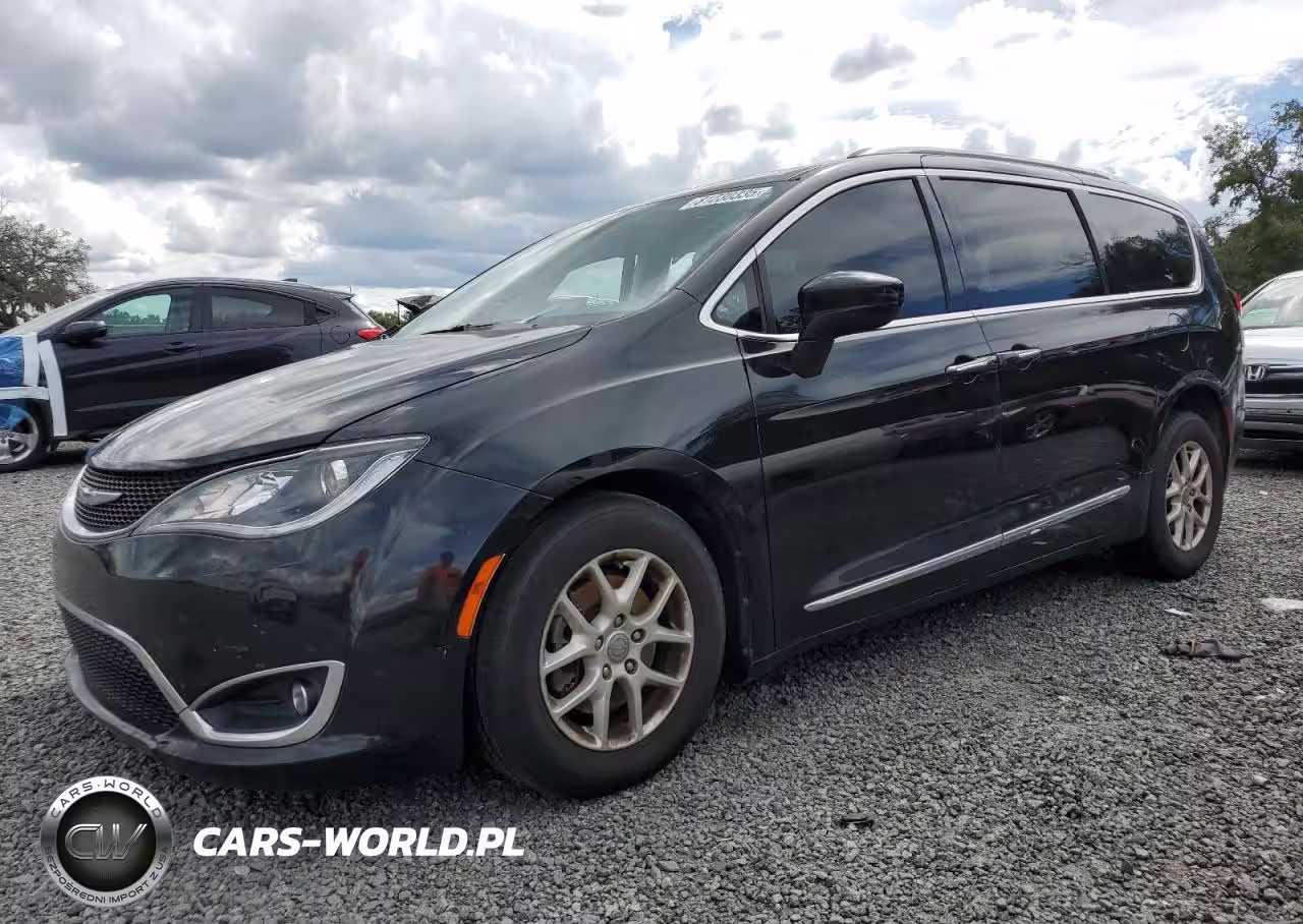 2020 Chrysler Pacifica Touring L