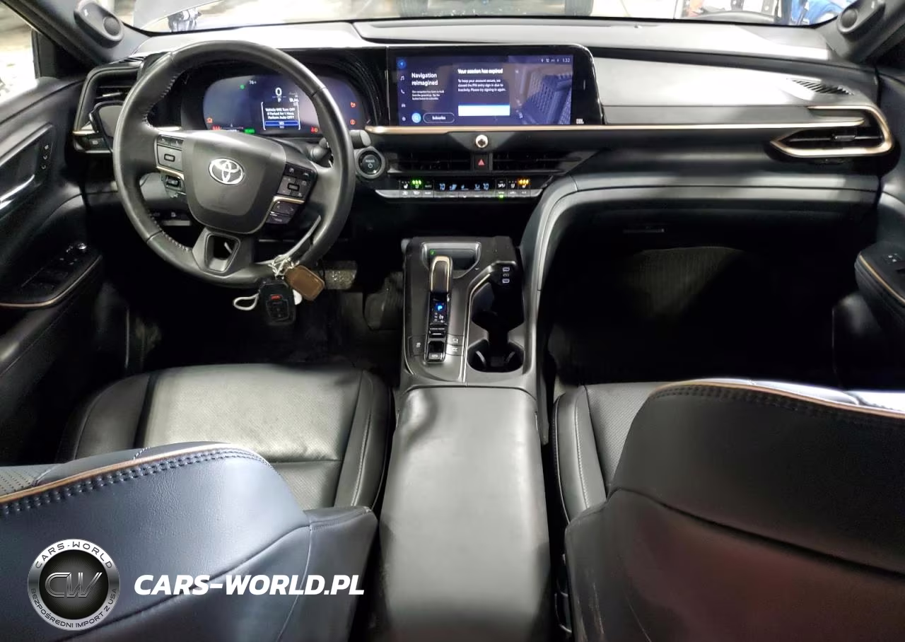 2023 Toyota Crown Limited VIN:JTDAAAAF8P3014523 - 8
